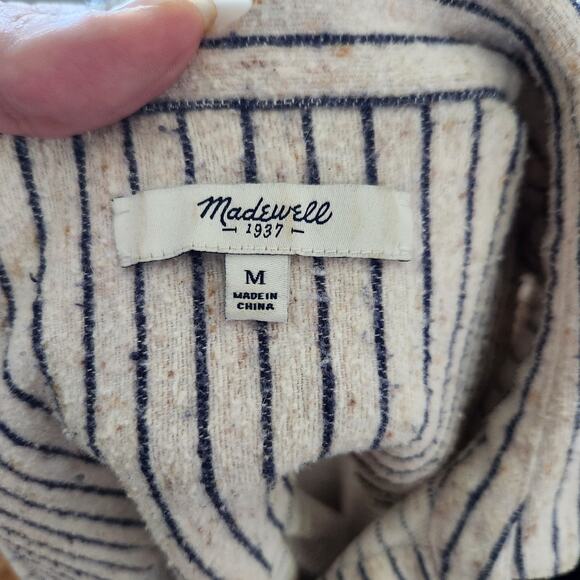EUC Madewell Beige And Navy Button Up Oversized Shirt Sz M - Picture 5 of 5